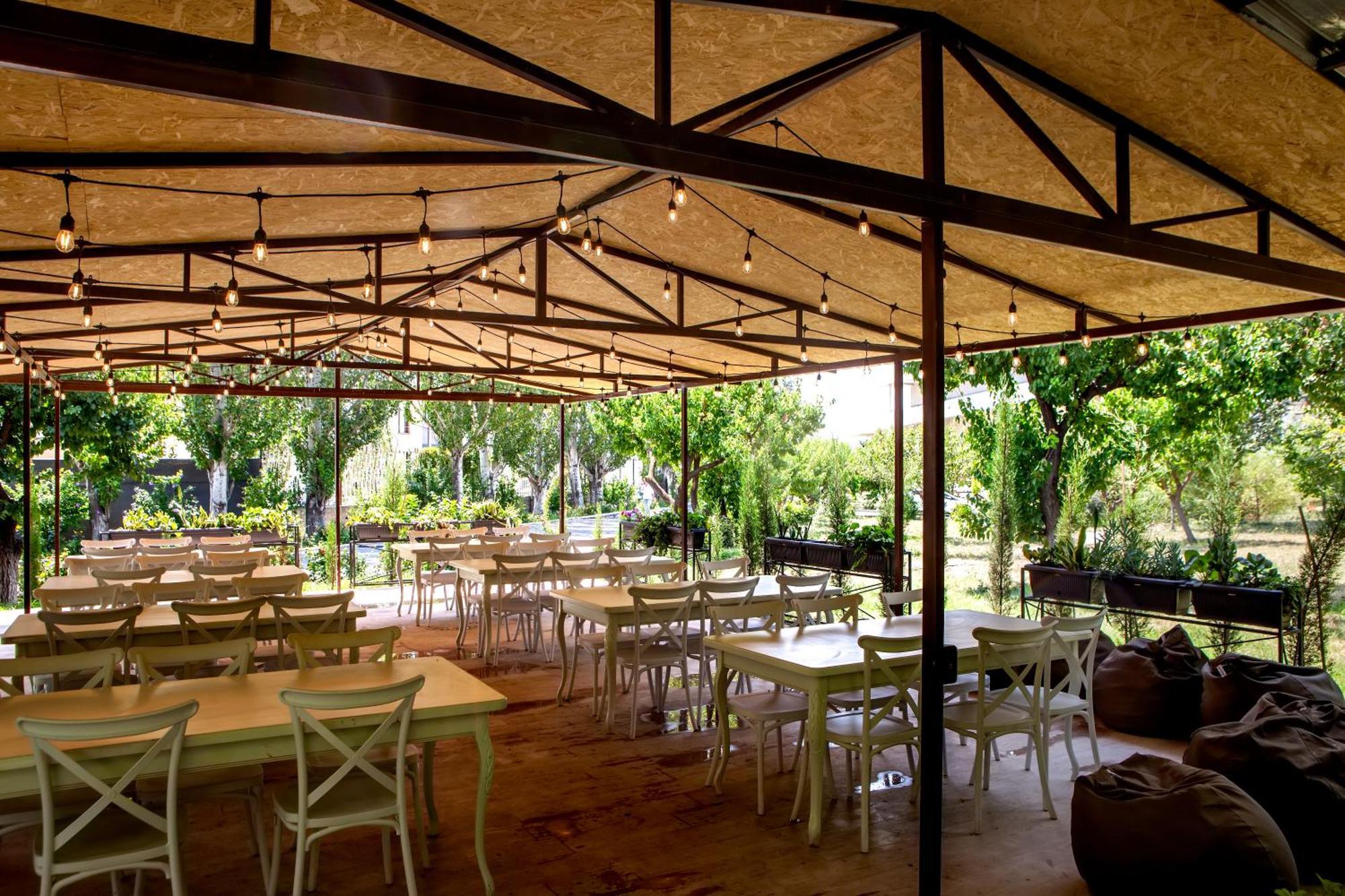 יירבאן Cross Resort Hotel מראה חיצוני תמונה